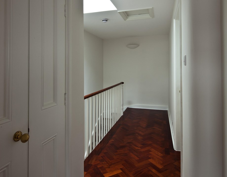 Painting & Decorating